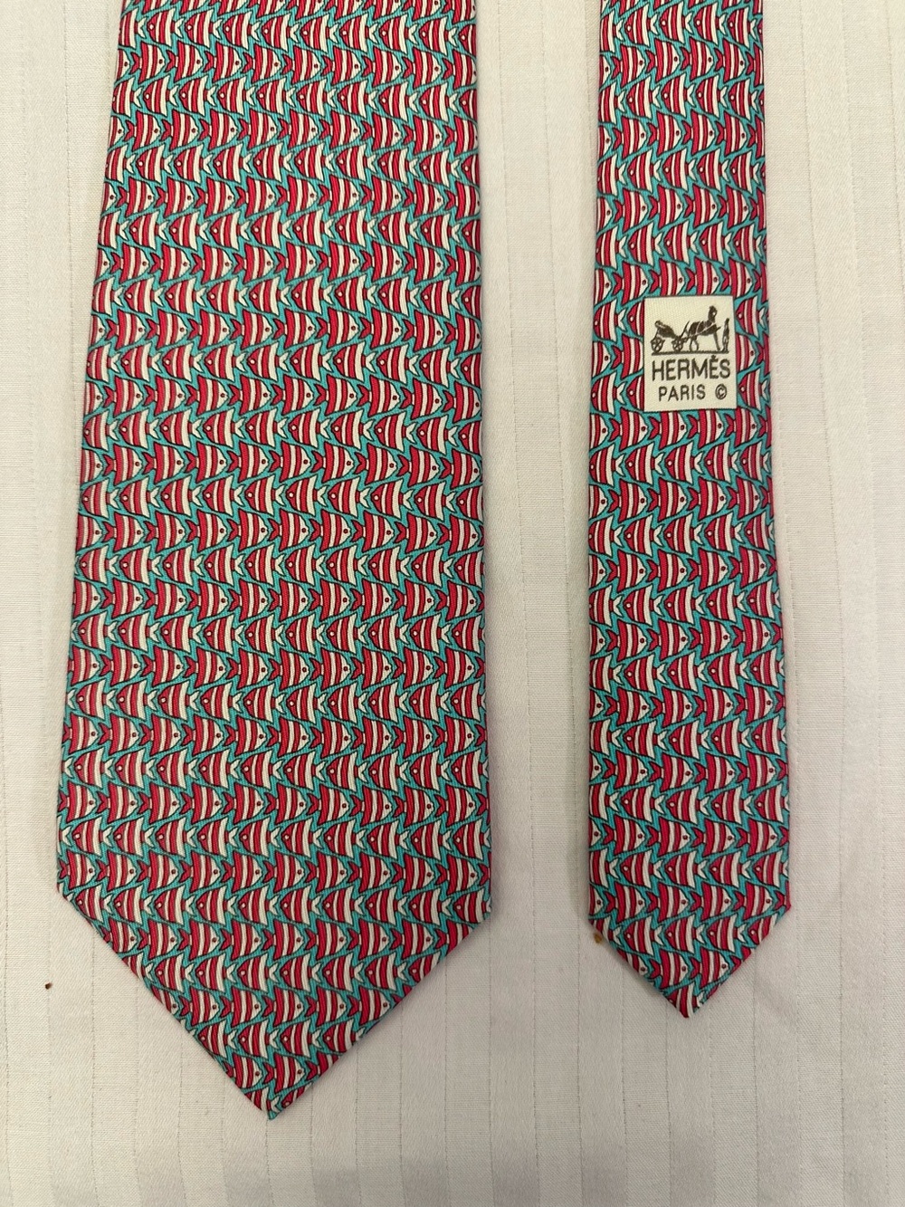 Hermès Aquarium Fish Silk Tie Coral Aqua Made in France